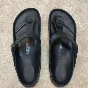 Birkenstock Women's Gizeh EVA Lightweight T-Strap Thong Sandals Black